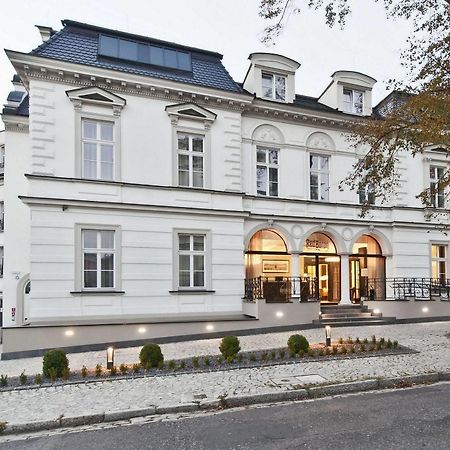 Red Baron Hotel & Restaurant Świdnica Exteriér fotografie