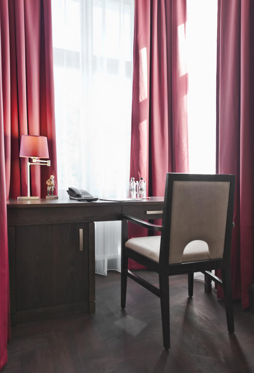 Red Baron Hotel & Restaurant Świdnica Pokoj fotografie